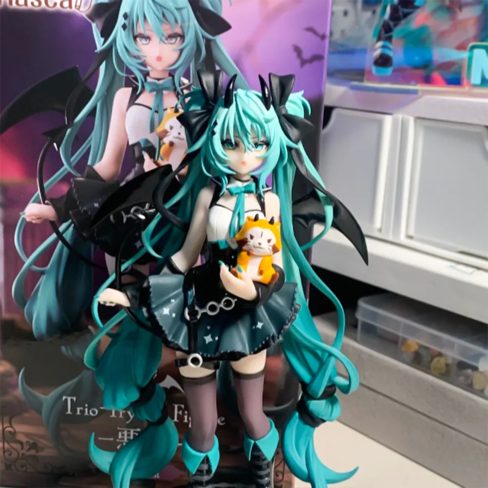 kf S36416b598d9f4f4086133cd65c07f611v - Hatsune Miku Figure